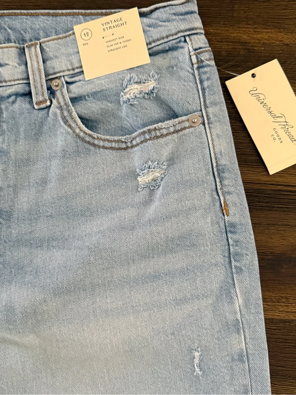Universal Thread Women’s Highest-Rise Vintage Straight Light Wash Jeans 12 NWT - Picture 4 of 11
